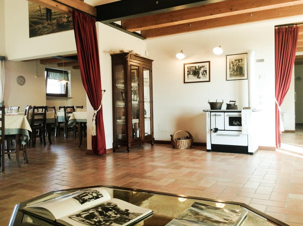 Agriturismo Anna Caterina Hotel Castelnuovo del Garda Habitación foto